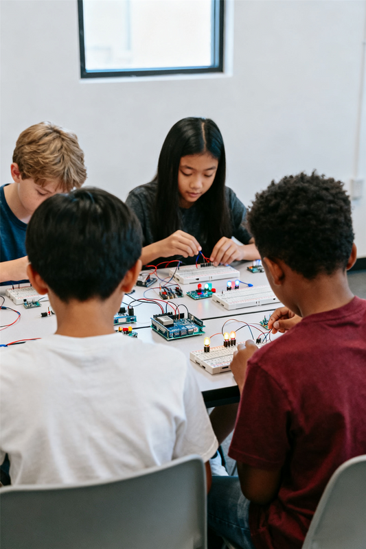 Robotics Fundamentals — Mechanics, Circuits & Control